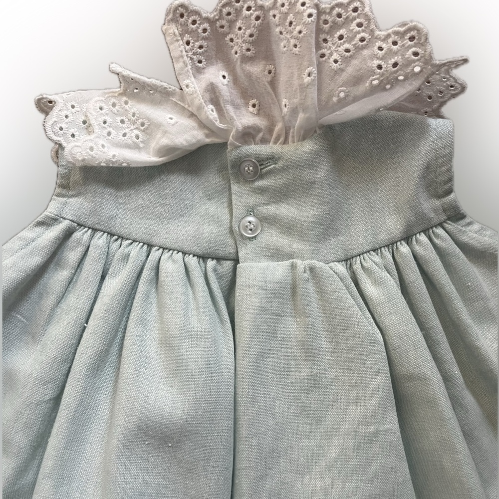 Bailey Boys Linen Float Dress with Eyelet Collar NWOT - Picture 2 of 5